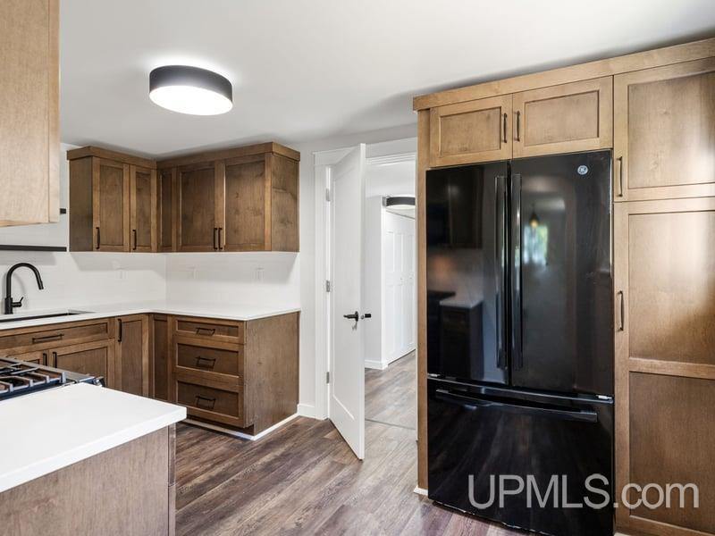 105 West Wright Place, Marquette, MI 49855