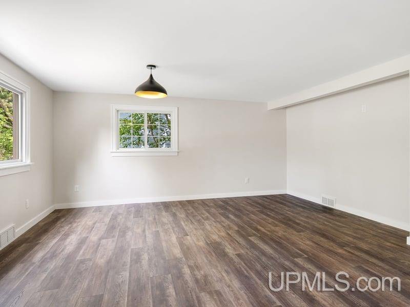105 West Wright Place, Marquette, MI 49855