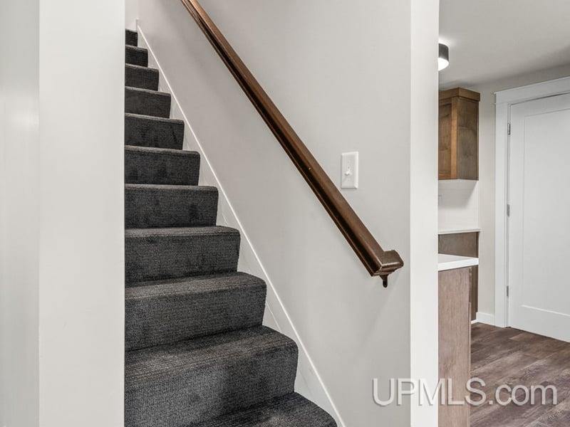 105 West Wright Place, Marquette, MI 49855