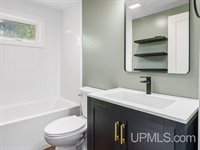 105 West Wright Place, Marquette, MI 49855