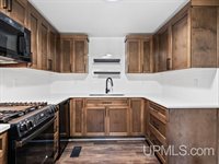 105 West Wright Place, Marquette, MI 49855