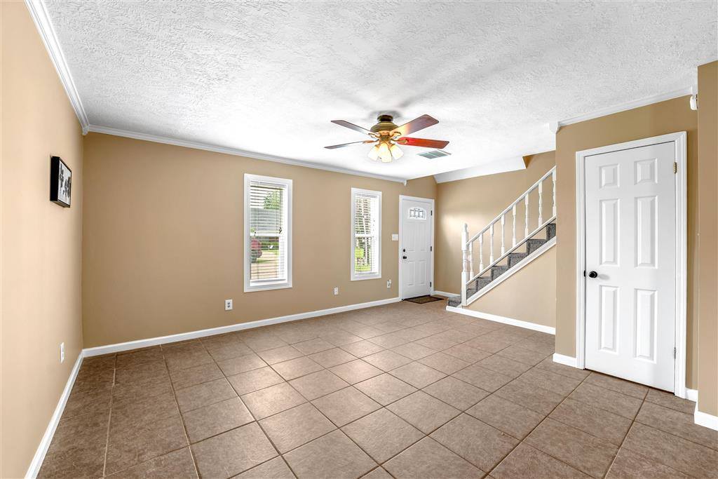 64 West Beech St Street, Sulphur, LA 70663
