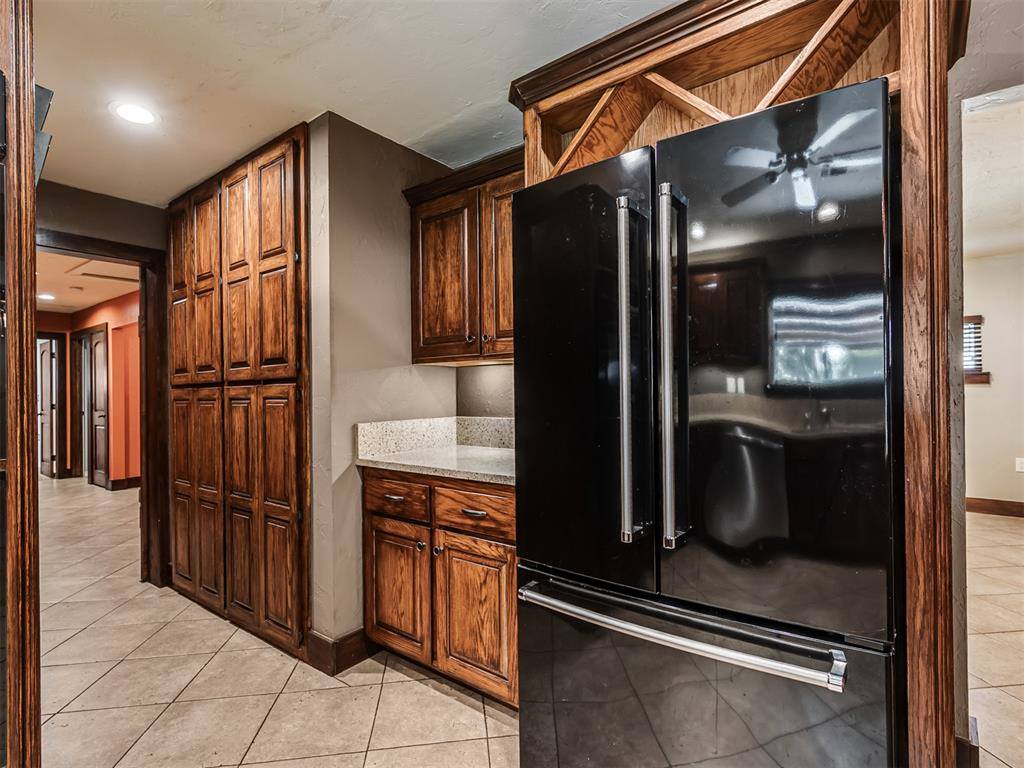 1625 North Union Avenue, Shawnee, OK 74804