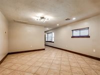 1625 North Union Avenue, Shawnee, OK 74804