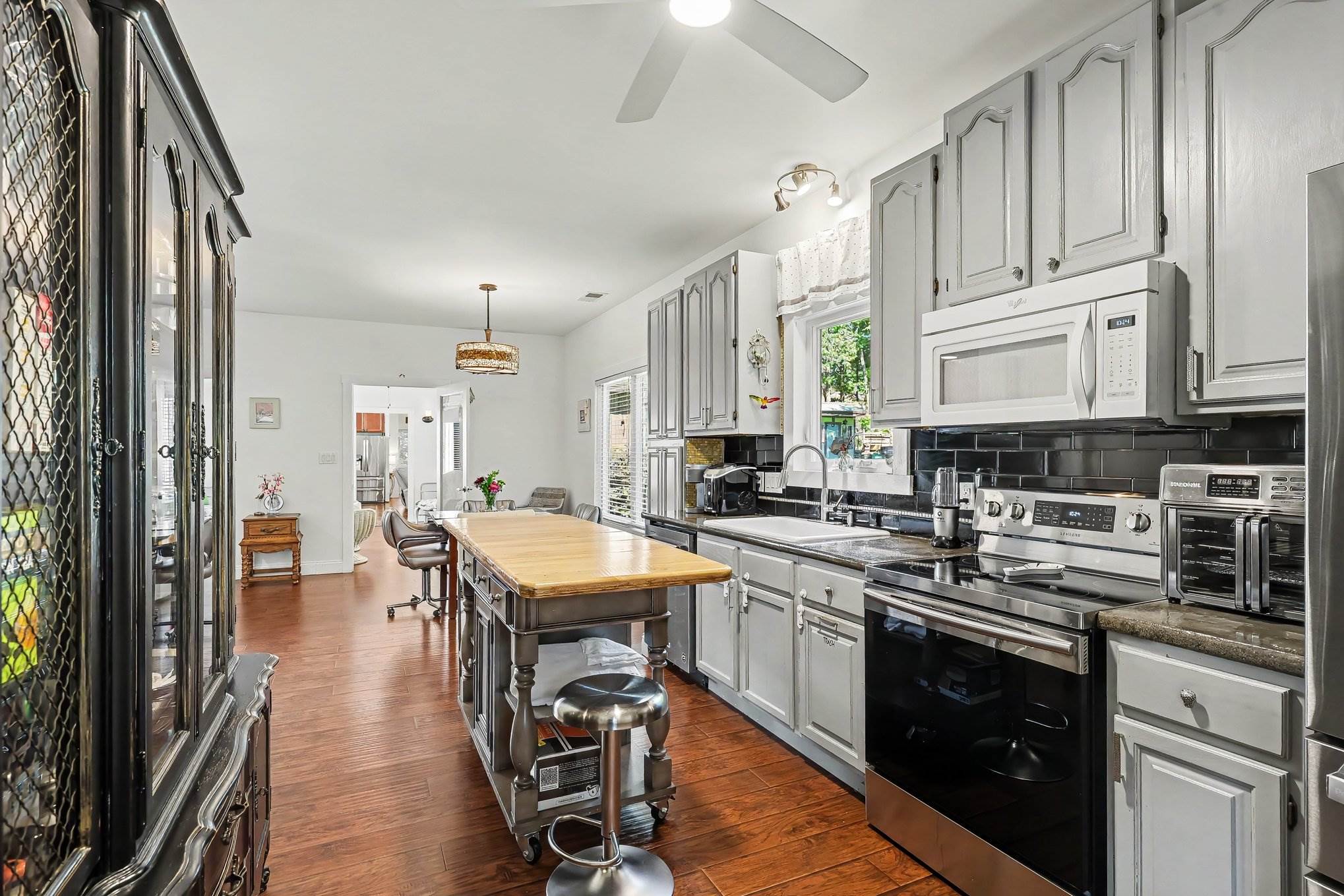 5409 Dobson Rd., Greensboro, NC 27410