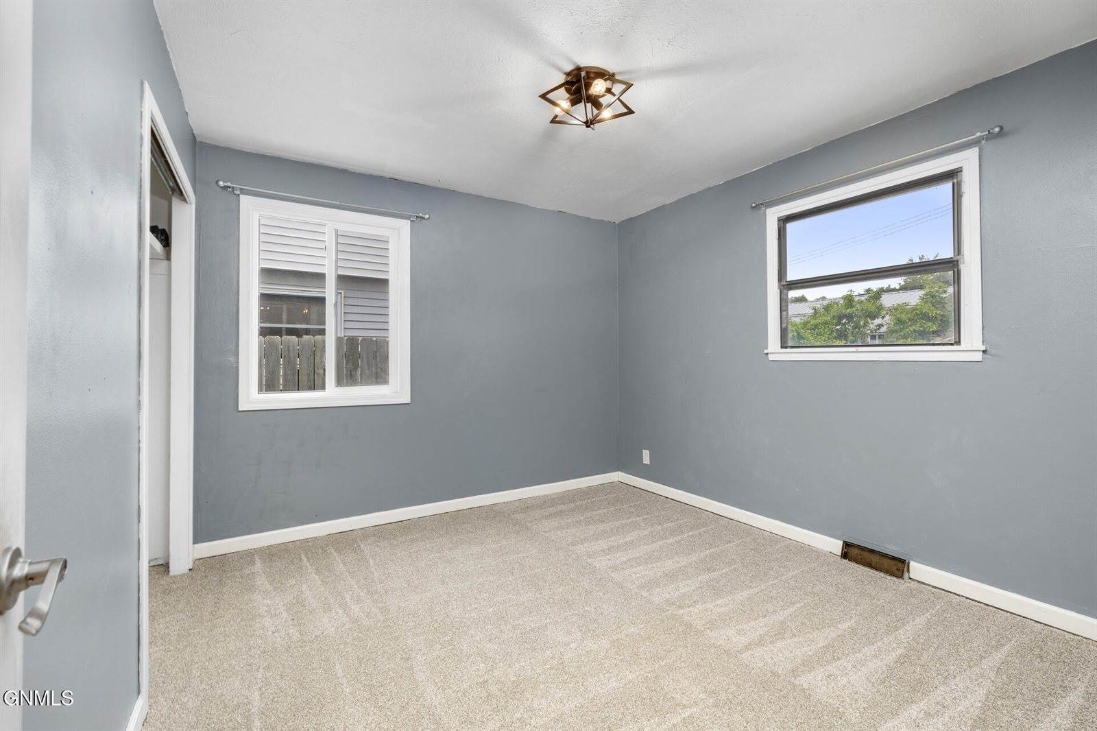 1925 8th Avenue West, Williston, ND 58801