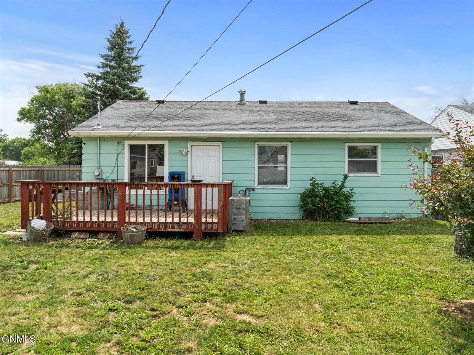 1925 8th Avenue West, Williston, ND 58801