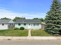 1925 8th Avenue West, Williston, ND 58801