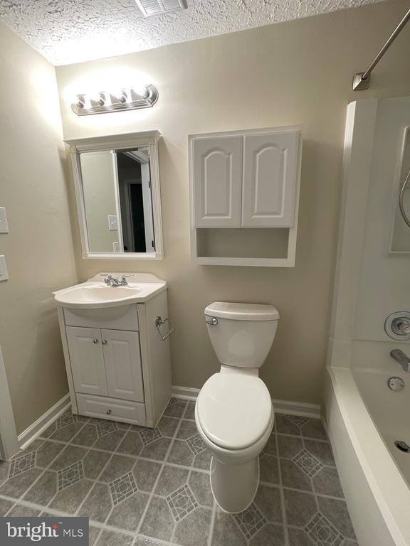 5863 Rowanberry Drive, Elkridge, MD 21075