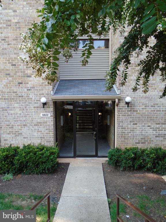 10572 Twin Rivers Road, Columbia, MD 21044