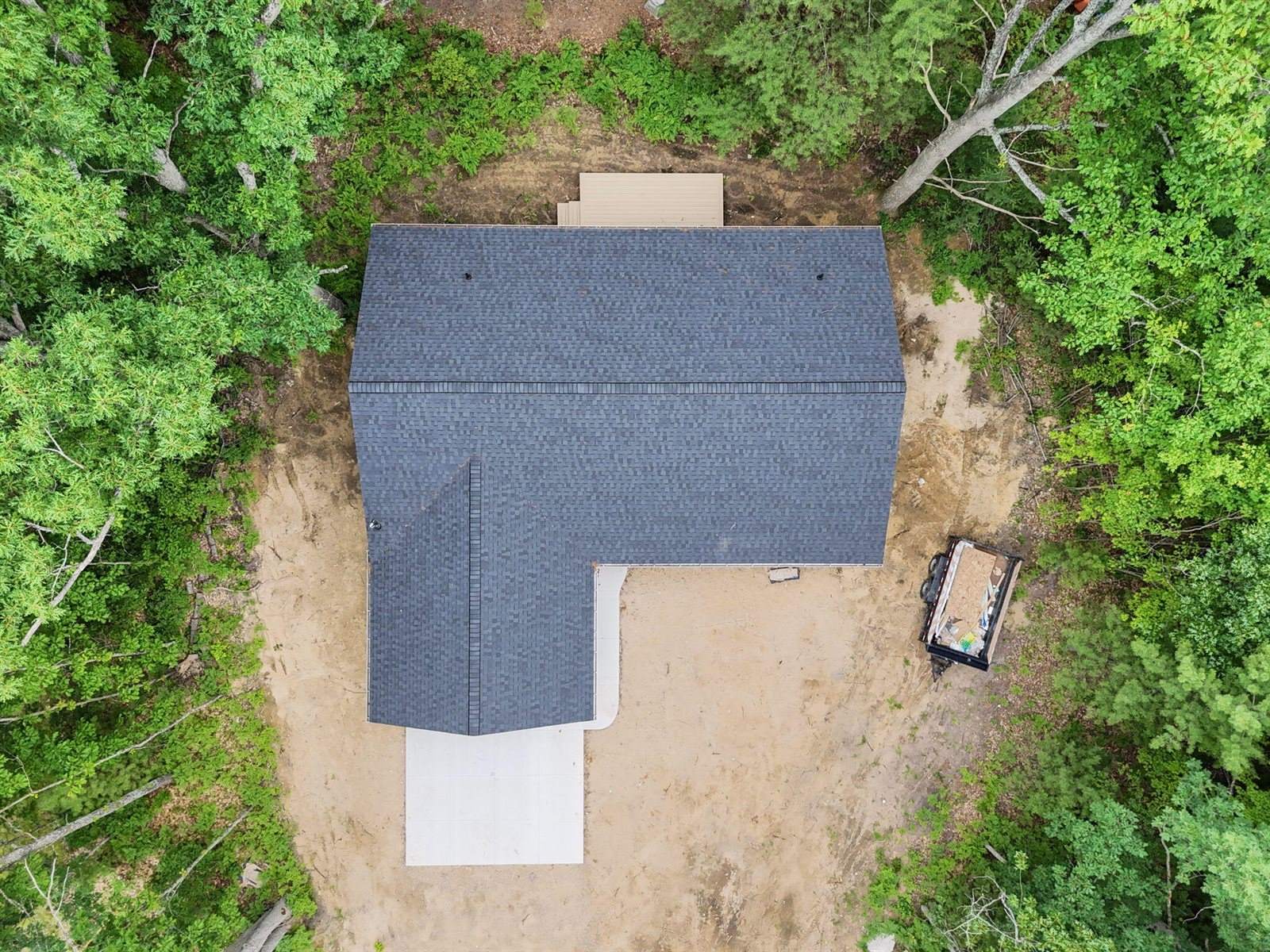 113 Mckee Street, Houghton Lake, MI 48629