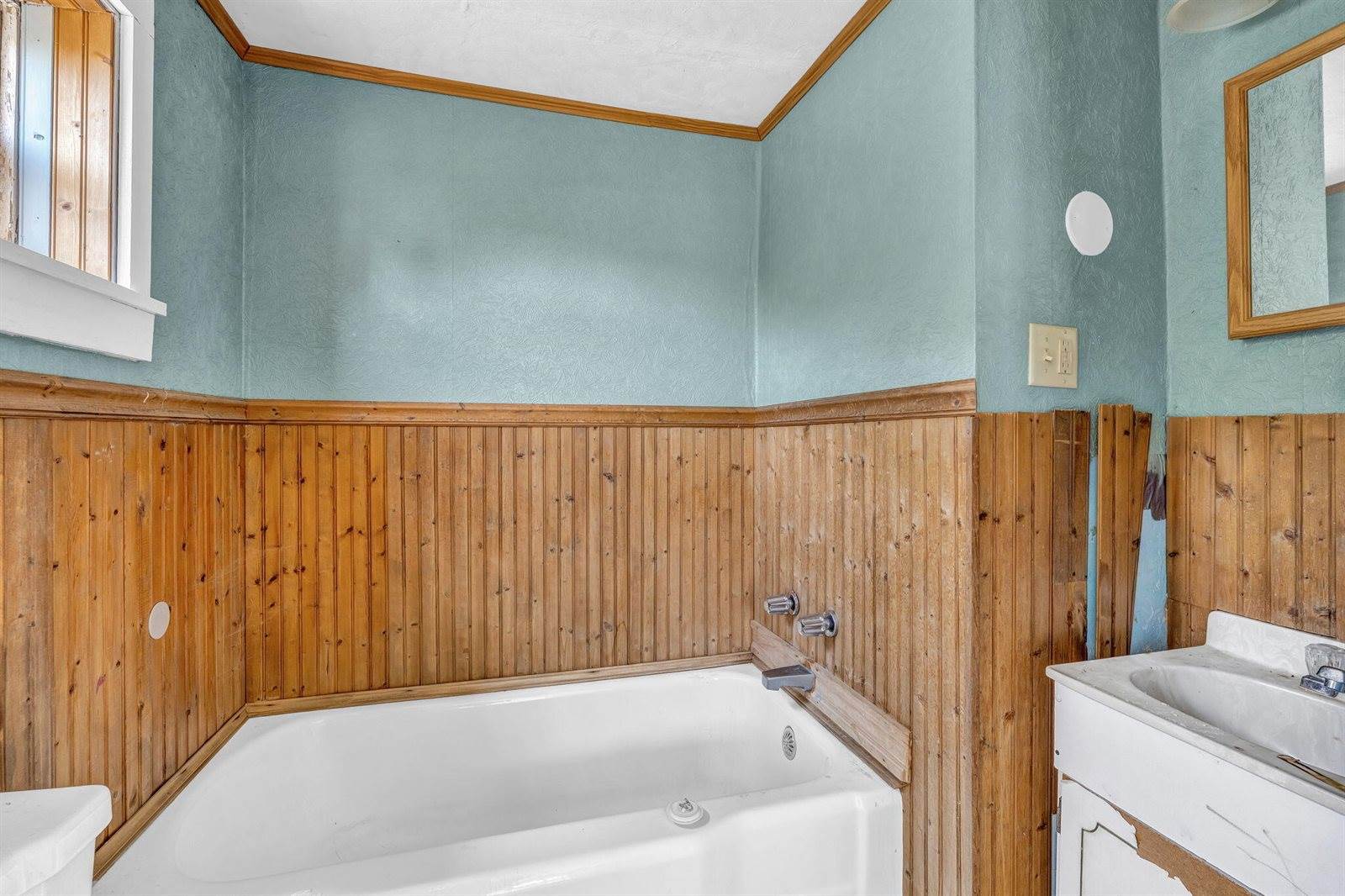 116 Franklin Street, Bucksport, ME 04416