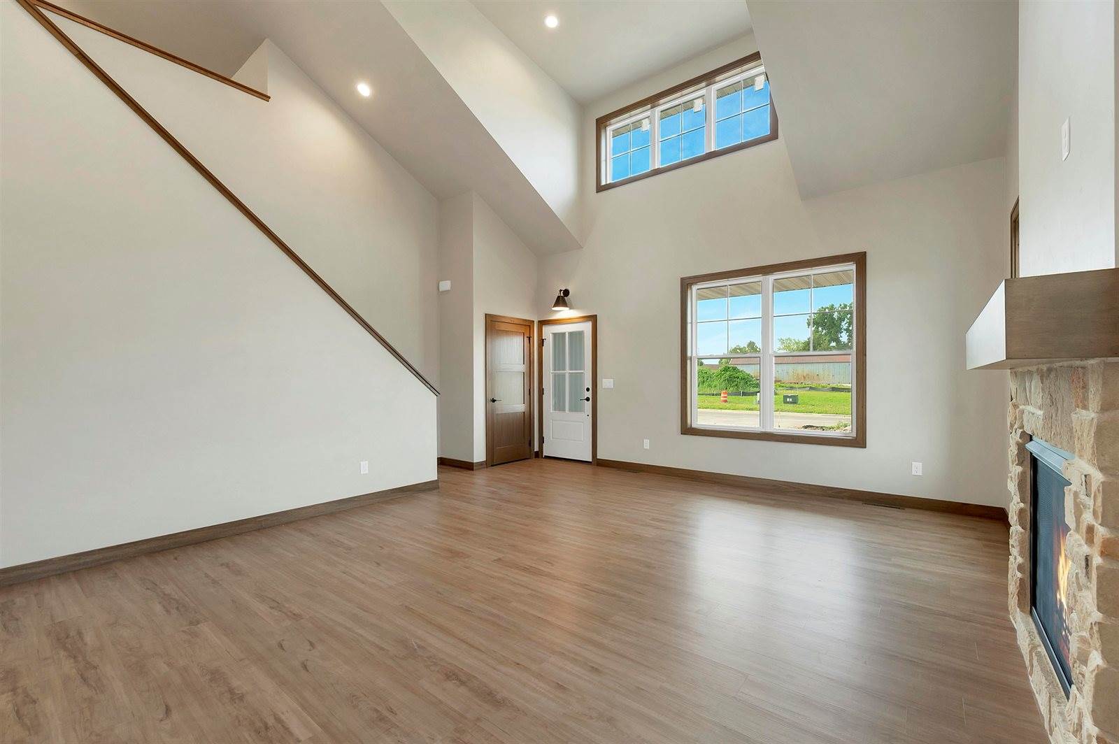 2865 Stelor Drive, Green Bay, WI 54311
