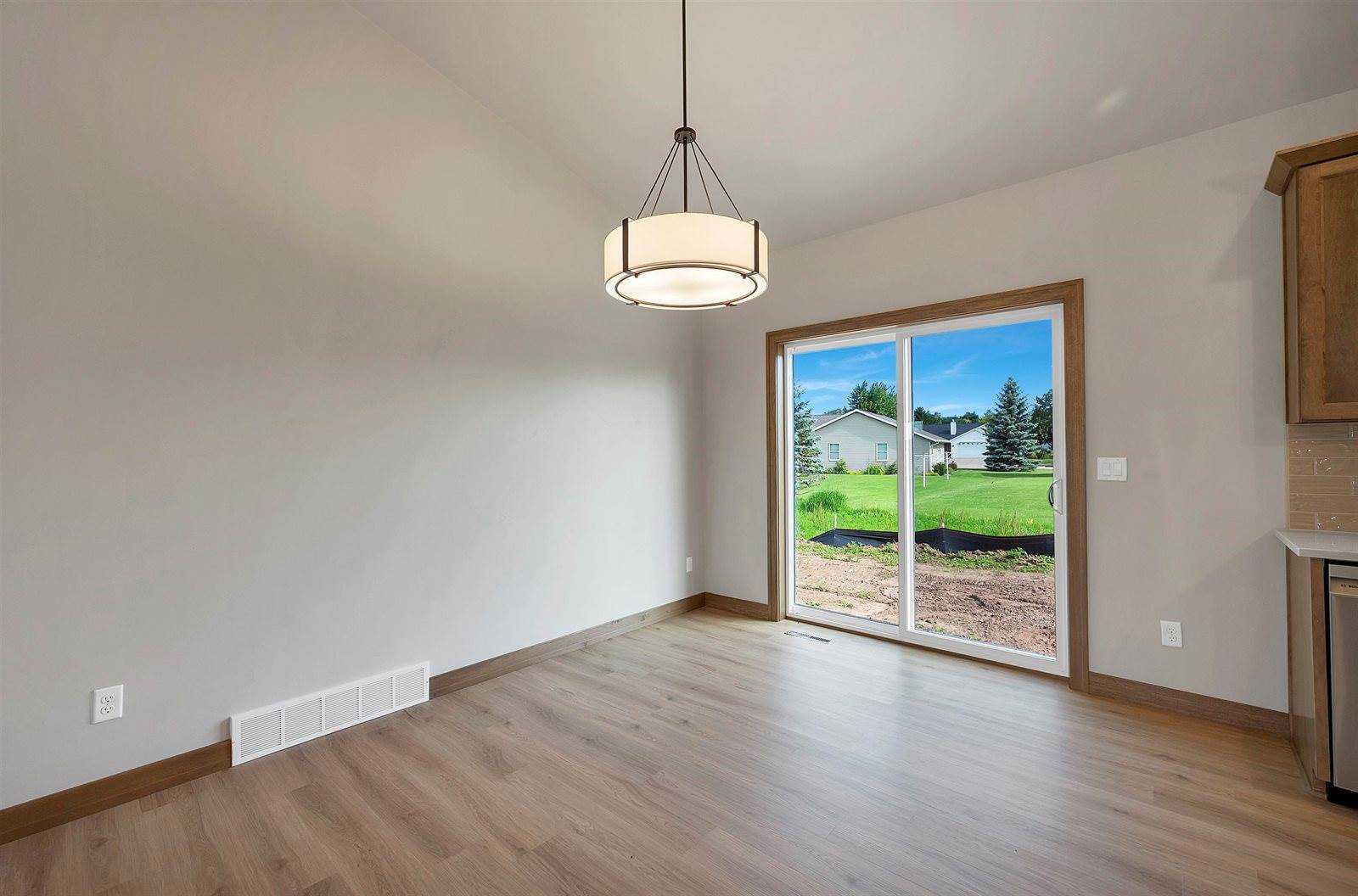2859 Stelor Drive, Green Bay, WI 54311