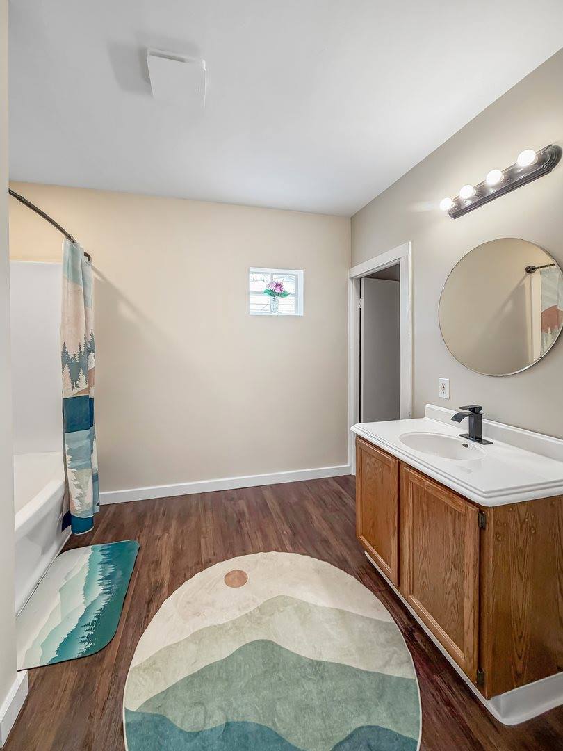 922 East Shawnee Street, Freeport, IL 61032