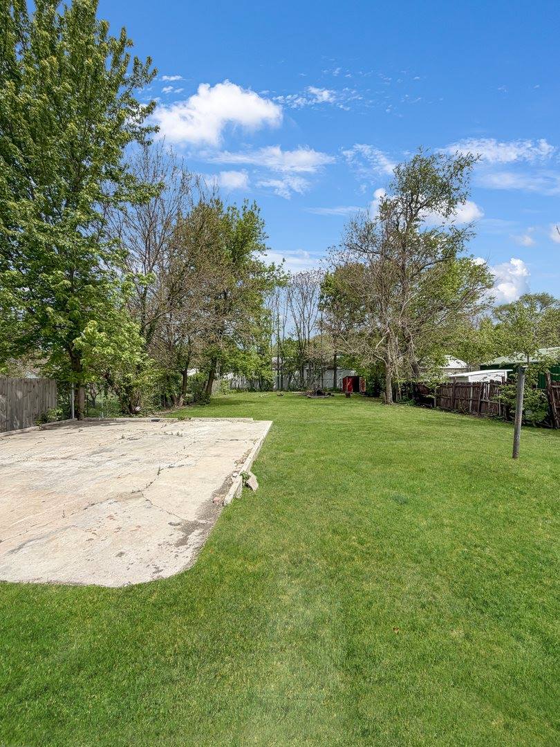 922 East Shawnee Street, Freeport, IL 61032