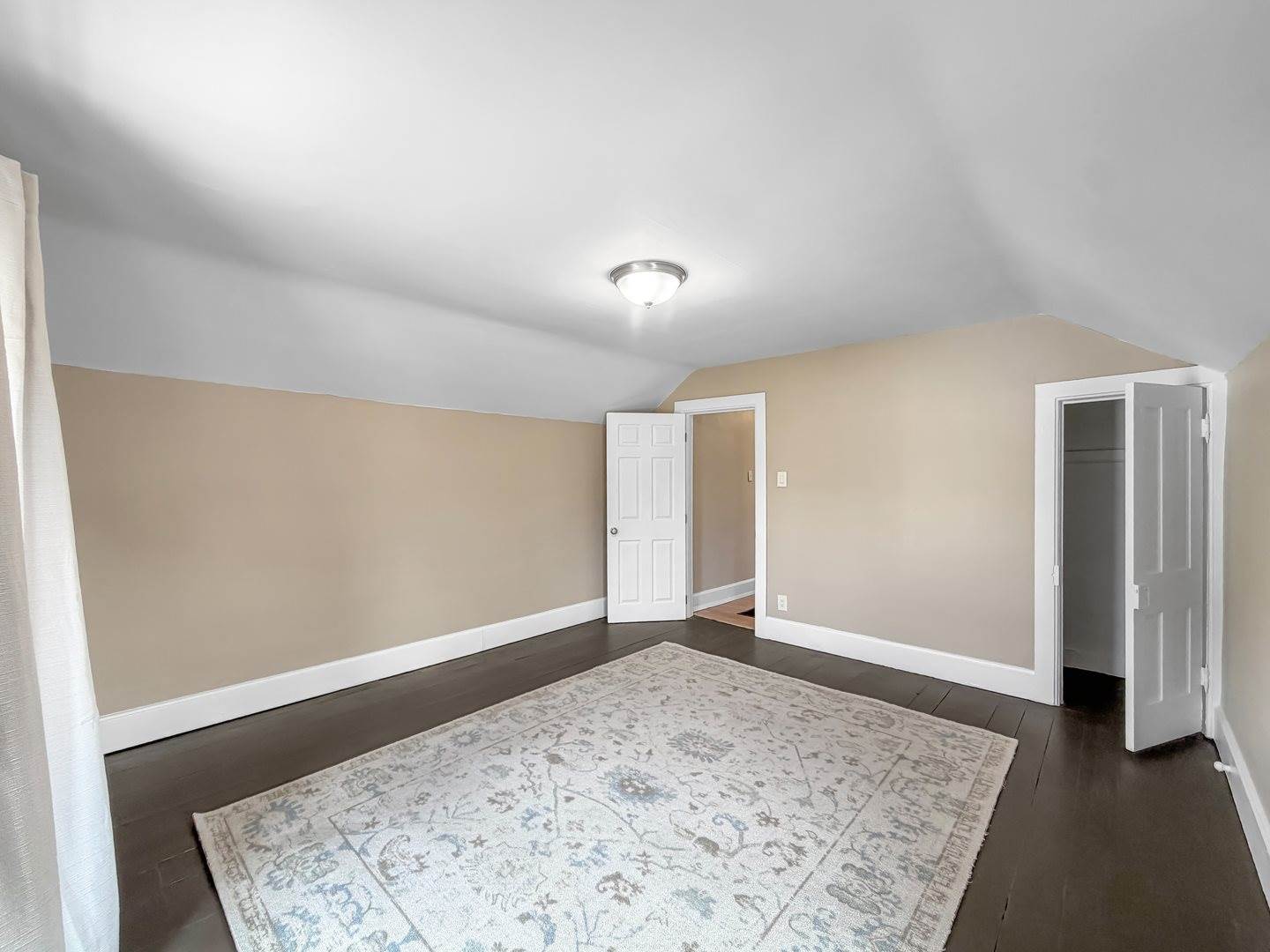 922 East Shawnee Street, Freeport, IL 61032