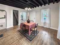 922 East Shawnee Street, Freeport, IL 61032