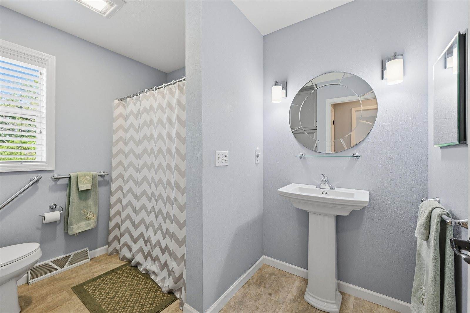 W8131 Bay View Dr, Whitewater, WI 53190