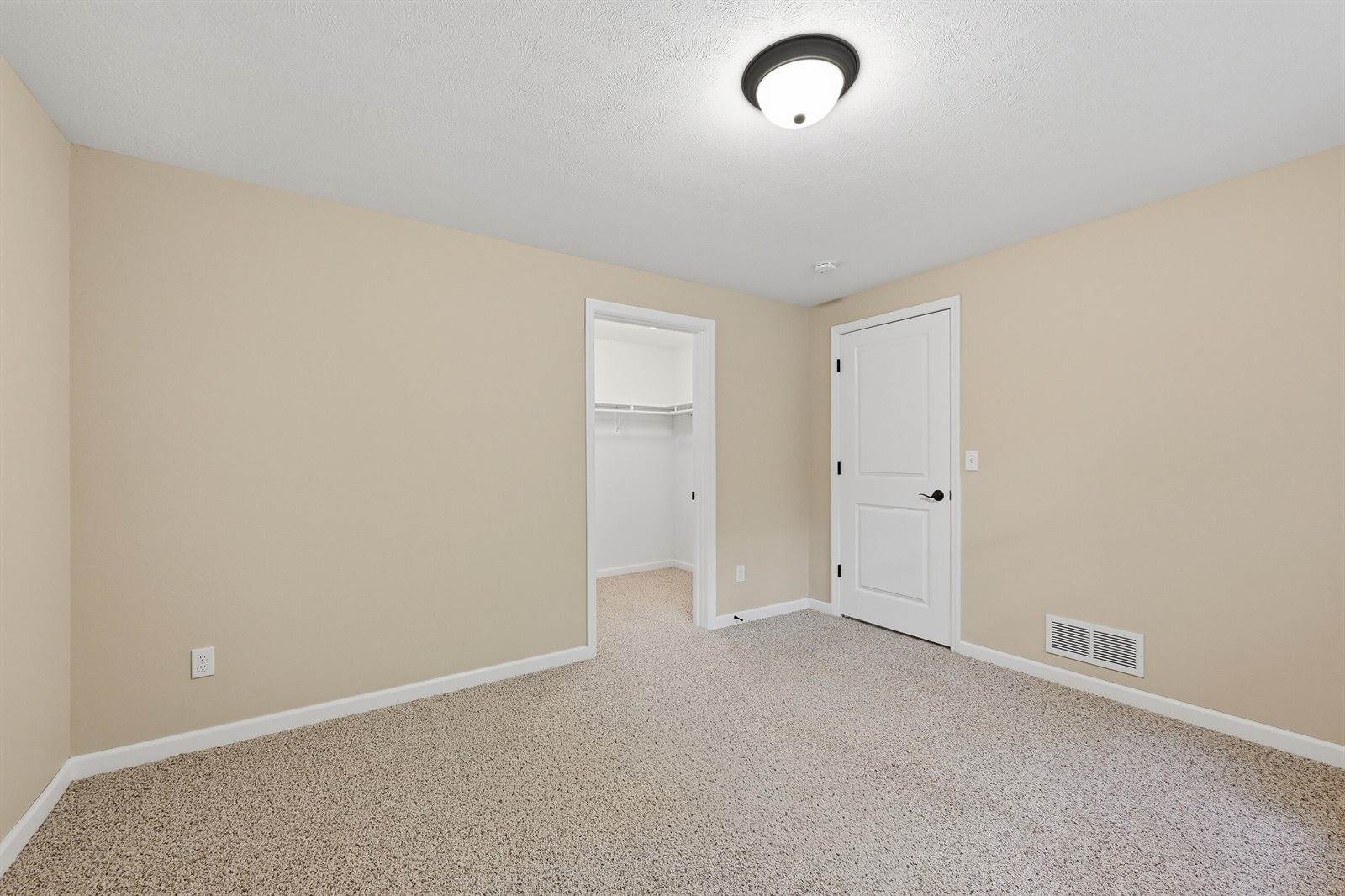 W8131 Bay View Dr, Whitewater, WI 53190