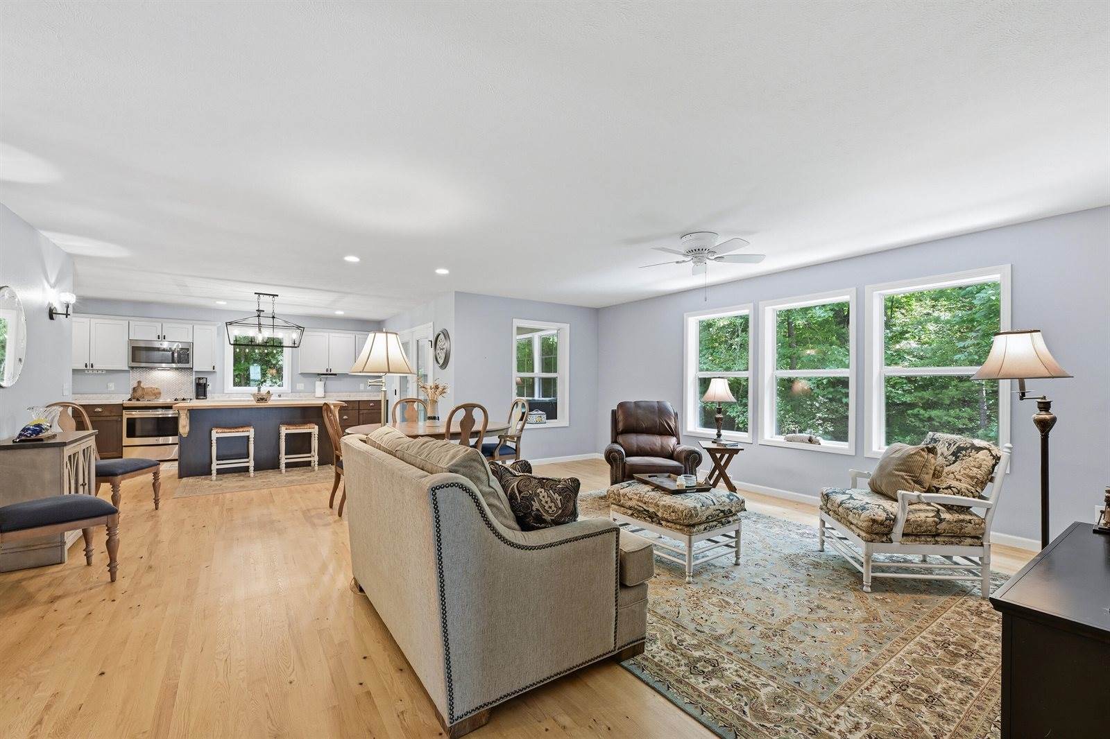 W8131 Bay View Dr, Whitewater, WI 53190