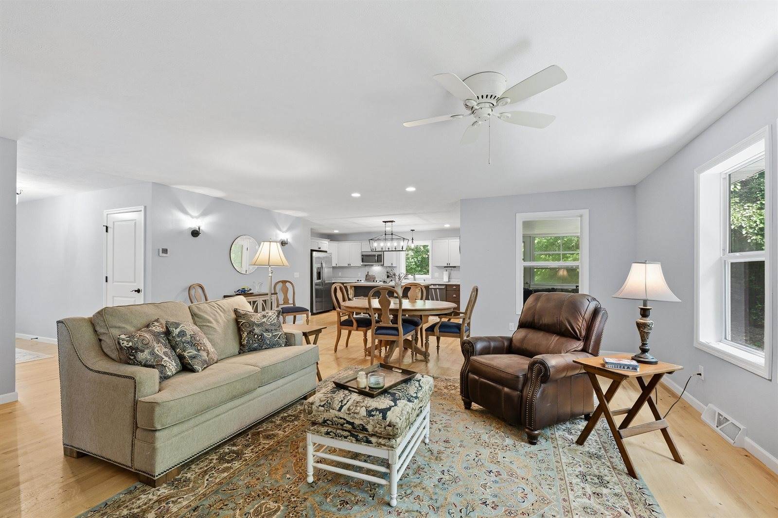 W8131 Bay View Dr, Whitewater, WI 53190