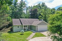W8131 Bay View Dr, Whitewater, WI 53190