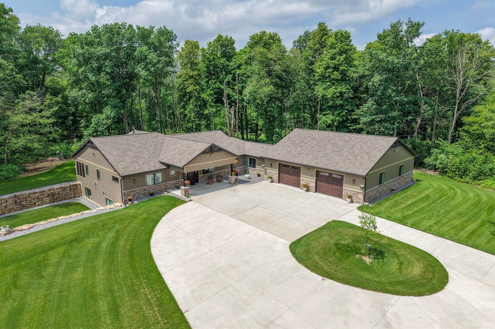 W7181 Duck Creek Avenue, Westfield, WI 53964