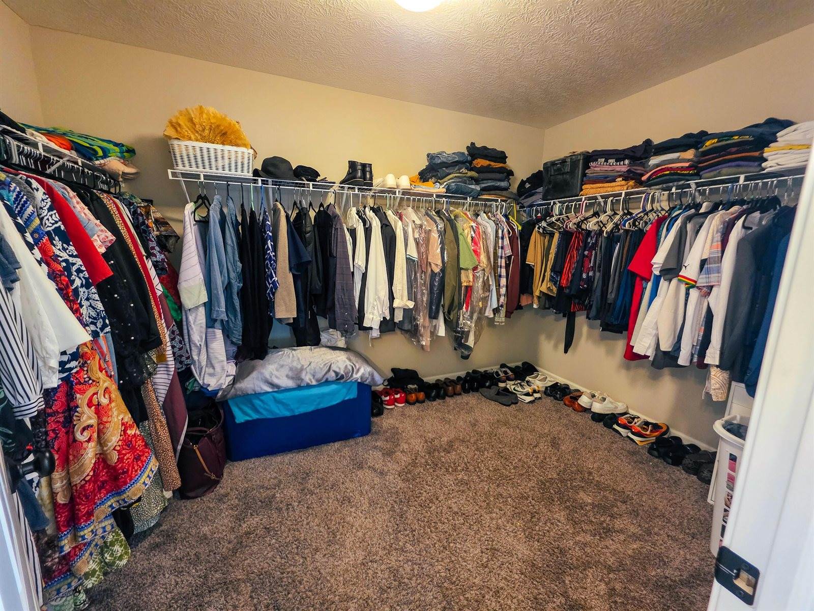 9012 Philmont Curve Drive, Blacklick, OH 43004