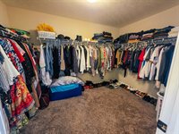 9012 Philmont Curve Drive, Blacklick, OH 43004