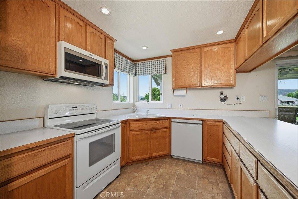 18663 Hidden Valley, Hidden Valley Lake, CA 95467