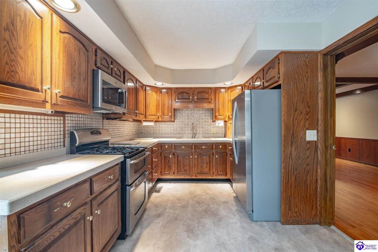 548 Brentmoor Avenue, Bowling Green, KY 42101