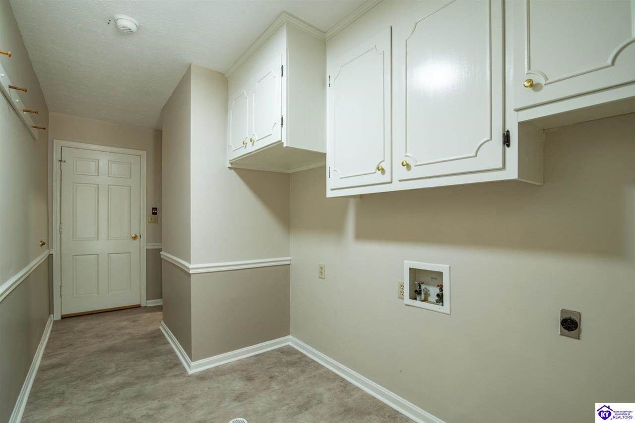 548 Brentmoor Avenue, Bowling Green, KY 42101