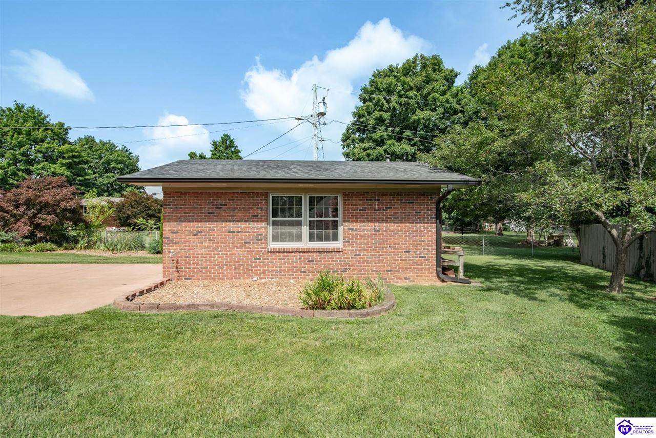 548 Brentmoor Avenue, Bowling Green, KY 42101