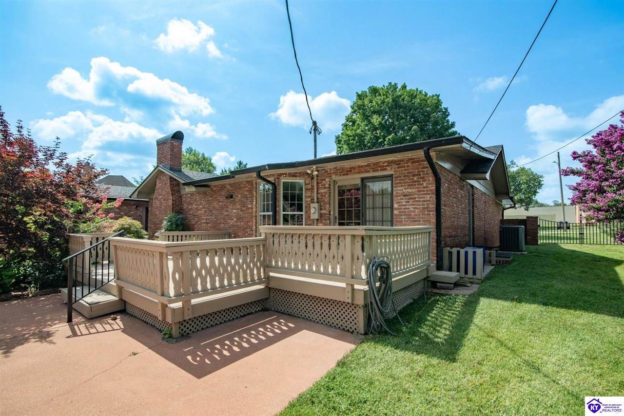 548 Brentmoor Avenue, Bowling Green, KY 42101