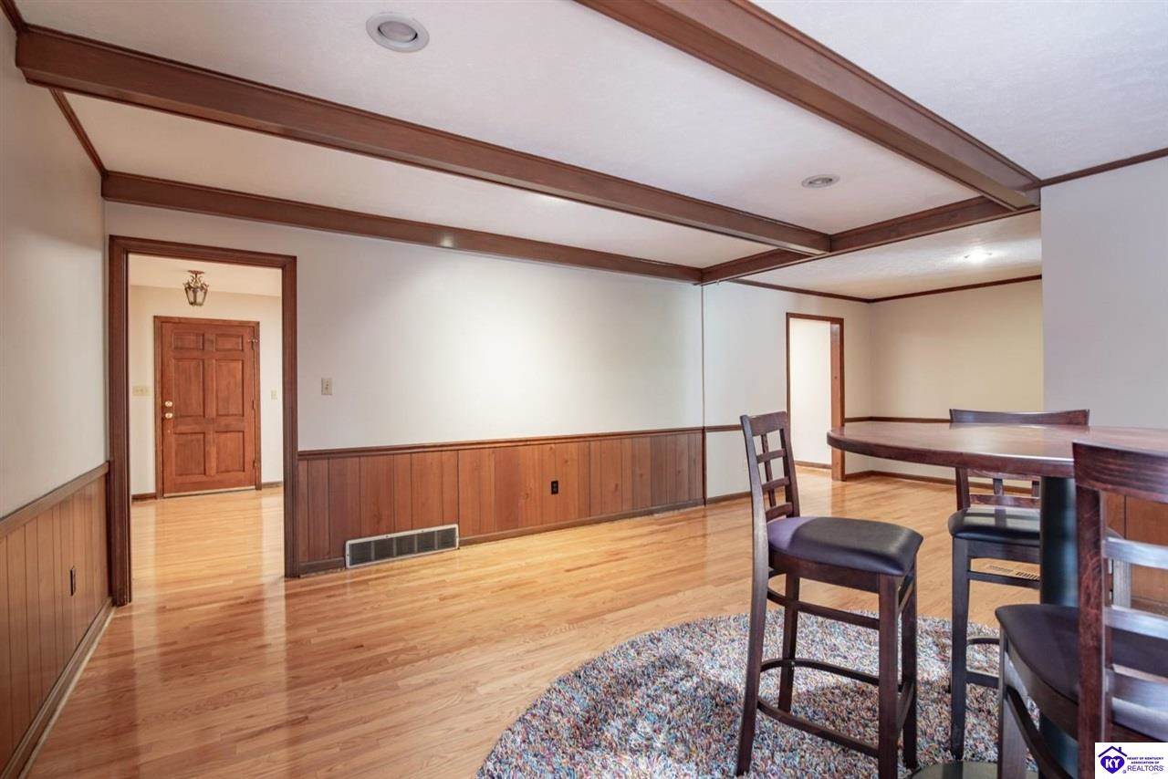 548 Brentmoor Avenue, Bowling Green, KY 42101