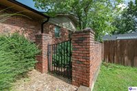 548 Brentmoor Avenue, Bowling Green, KY 42101