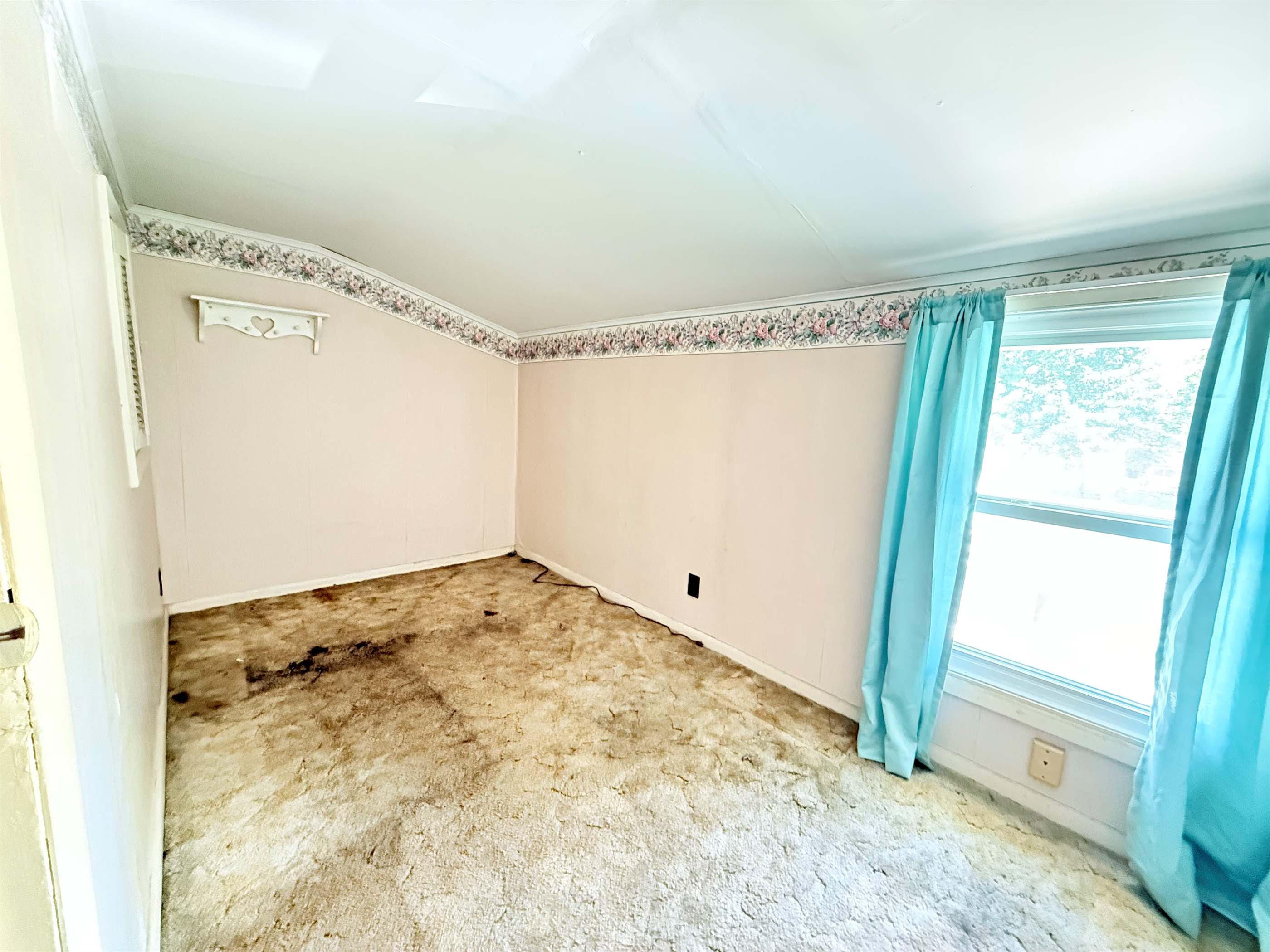 2526 N 6 1/2 St, Terre Haute, IN 47805