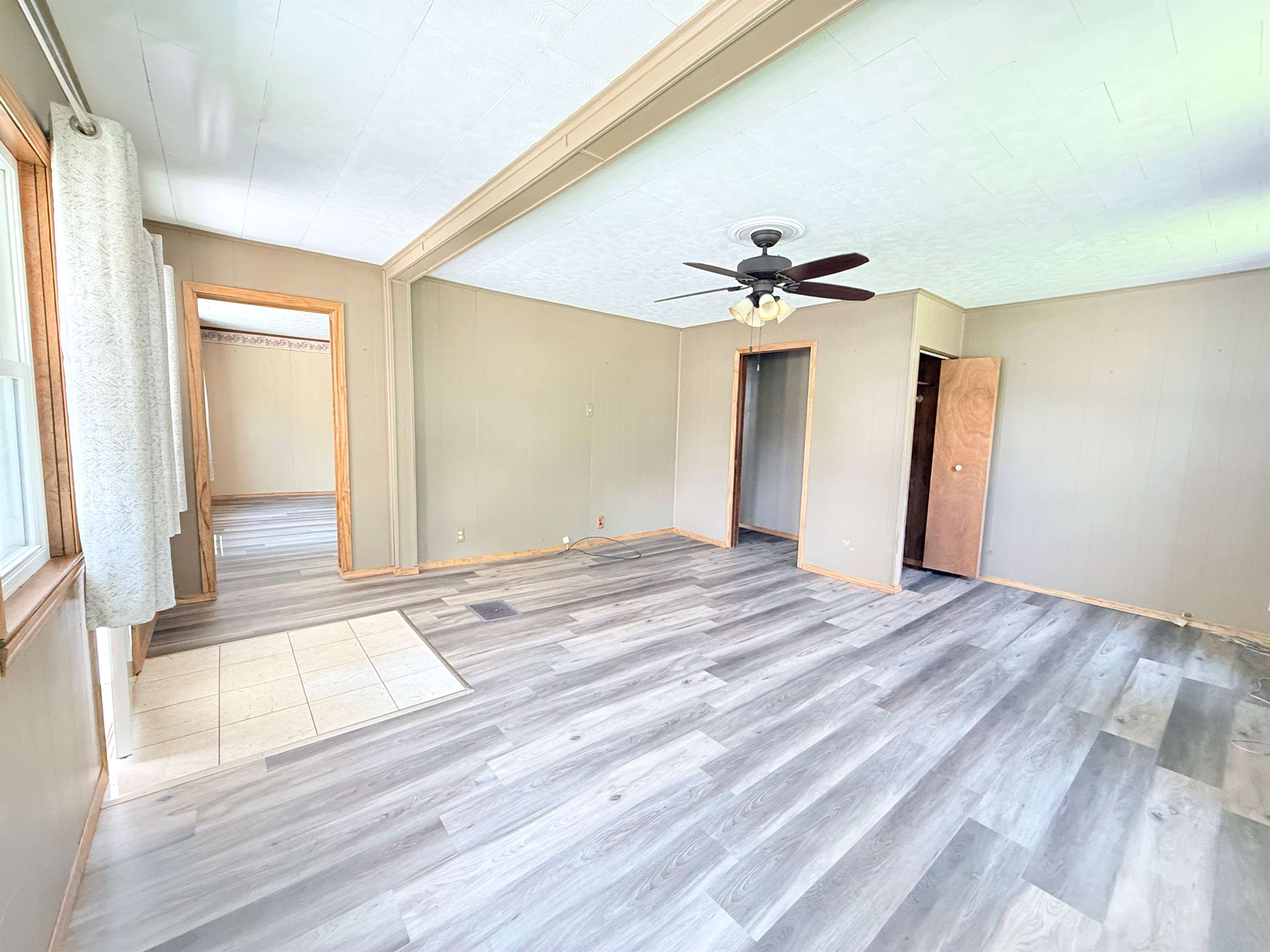 2526 N 6 1/2 St, Terre Haute, IN 47805
