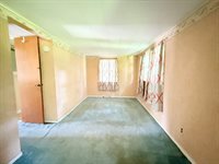 2526 N 6 1/2 St, Terre Haute, IN 47805