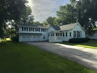 2526 N 6 1/2 St, Terre Haute, IN 47805