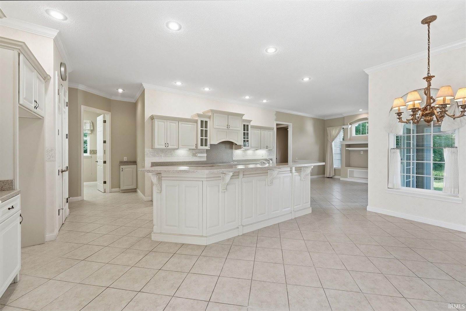 6101 N Cumberland Road, Muncie, IN 47304