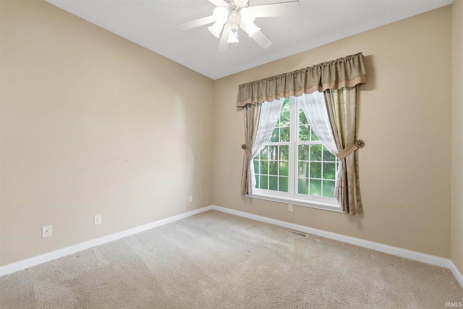 6101 N Cumberland Road, Muncie, IN 47304