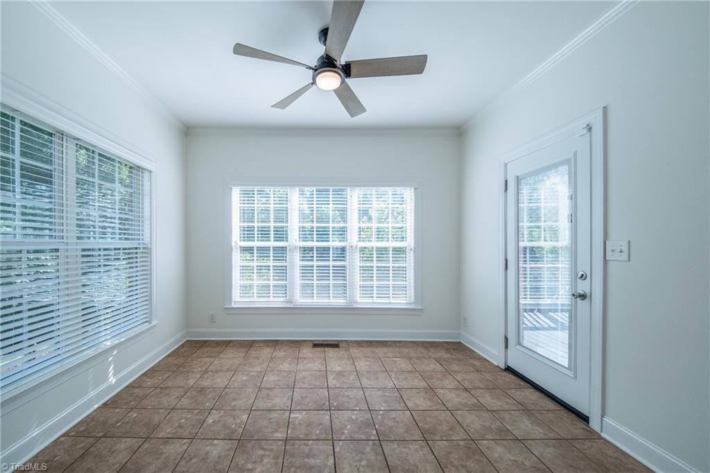 6902 Prairie Grove Drive, Clemmons, NC 27012