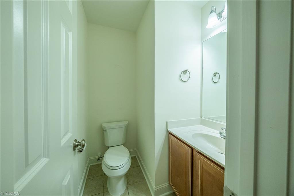 6902 Prairie Grove Drive, Clemmons, NC 27012
