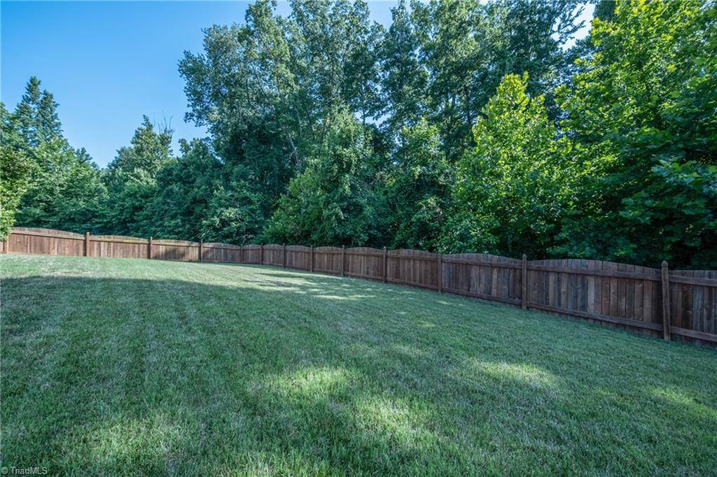 6902 Prairie Grove Drive, Clemmons, NC 27012