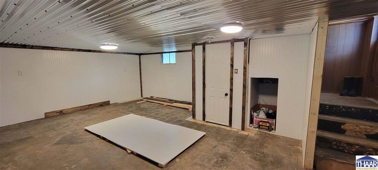 15034 South Willow Grove, Clinton, IN 47842