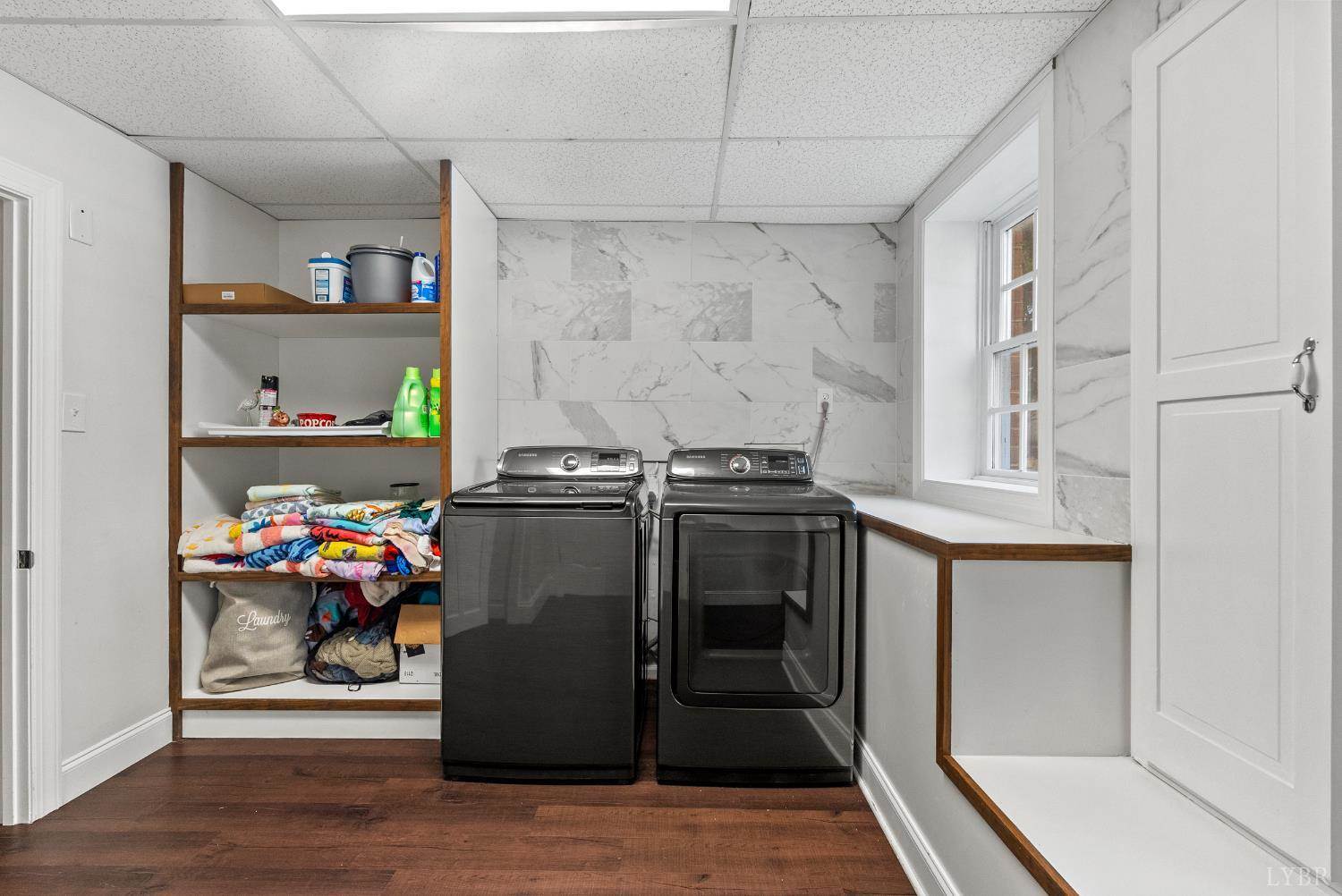 207 Fox Runn Dr, Lynchburg, VA 24503