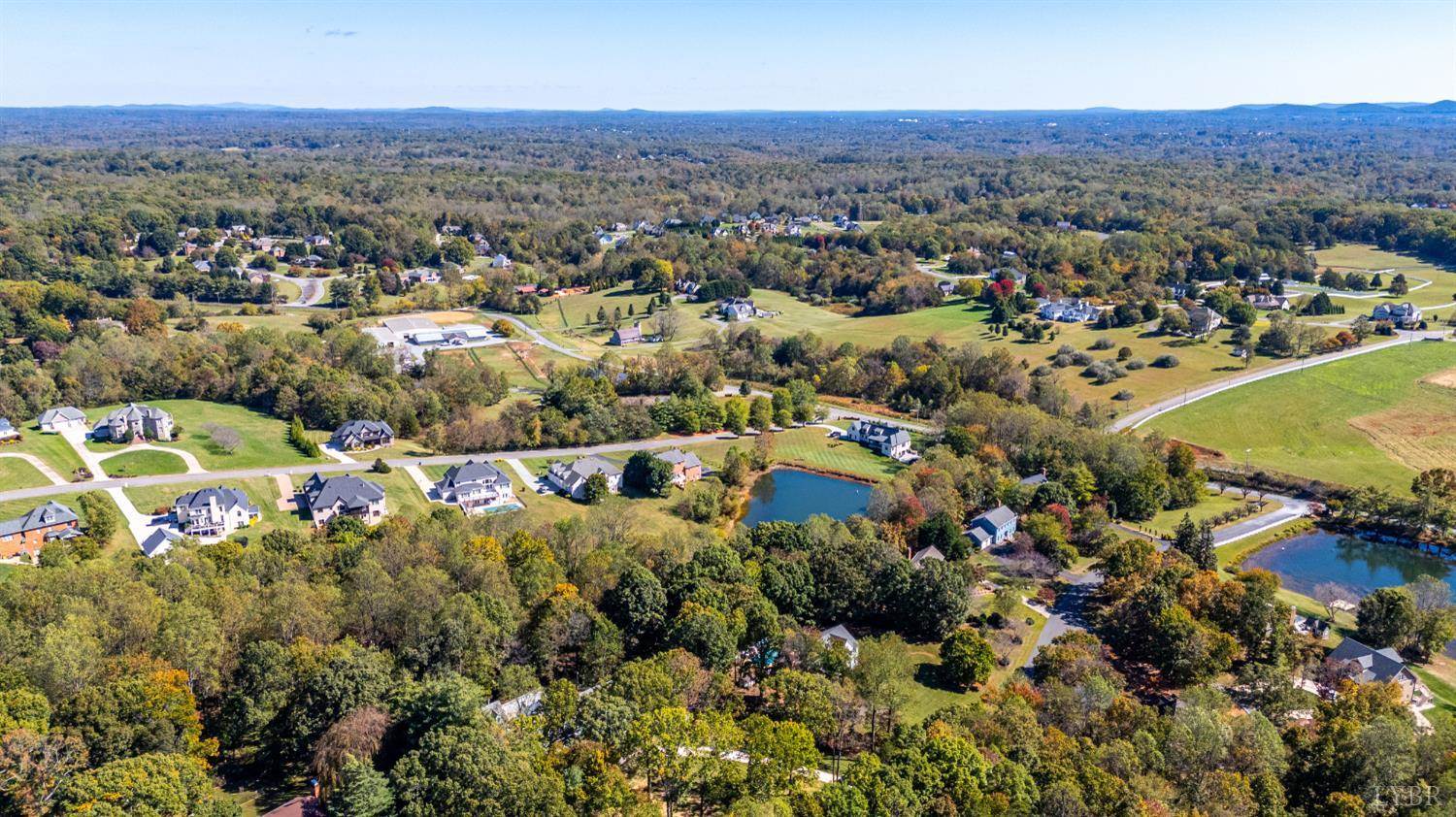 207 Fox Runn Dr, Lynchburg, VA 24503