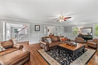 207 Fox Runn Dr, Lynchburg, VA 24503